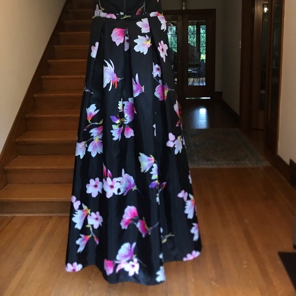 Sequin hearts butterfly floral strapless dress with sheer front - Picture 8 of 8